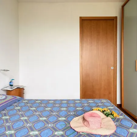 Apartment Montalbuccio Maison With Pool Siena